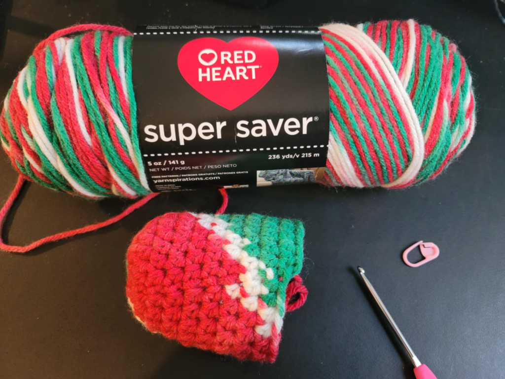 picture of Red Heart Super Saver yarn in "Mistletoe"